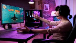 Interesting News Hearthstats gaming analytics platform showing a gamer tracking Hearthstone performance and strategy insights